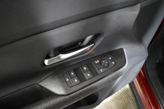 new 2025 Nissan Kicks car, priced at $28,307