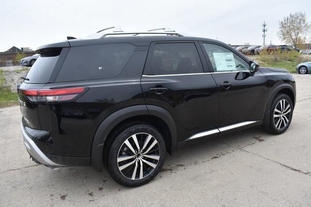 new 2024 Nissan Pathfinder car, priced at $49,611