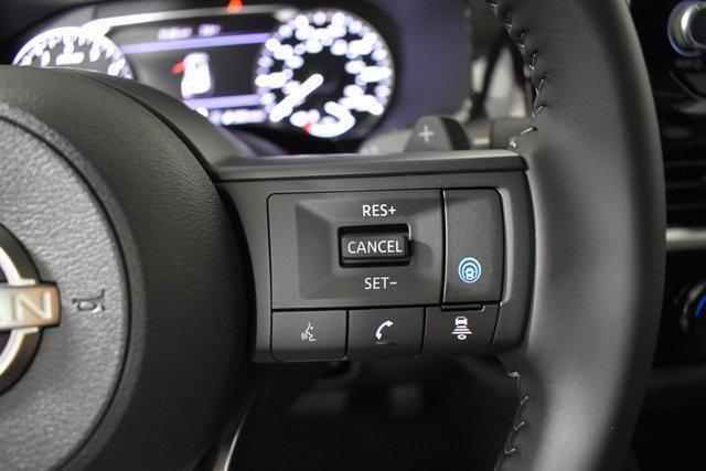 new 2025 Nissan Pathfinder car, priced at $32,958