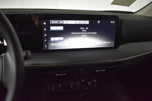 new 2025 Nissan Kicks car, priced at $26,179