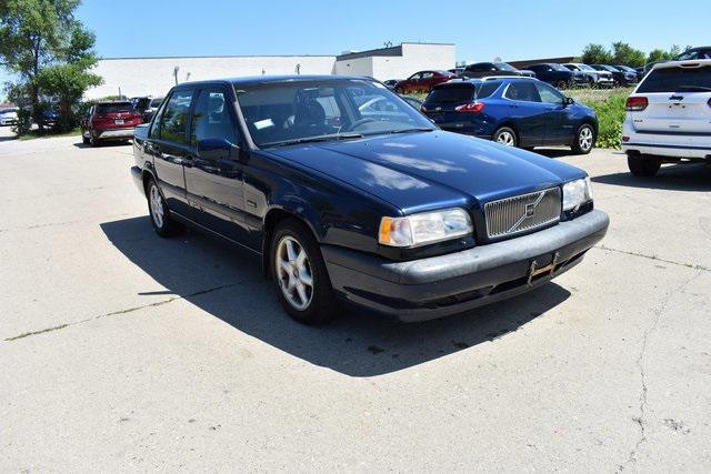 used 1996 Volvo 850 car, priced at $3,999