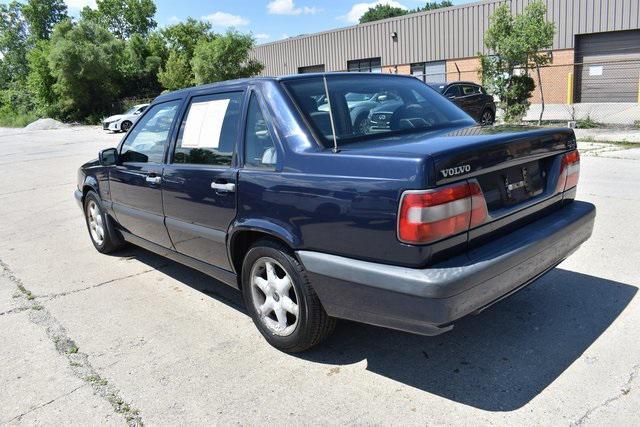used 1996 Volvo 850 car, priced at $3,999