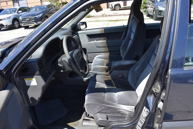 used 1996 Volvo 850 car, priced at $3,999