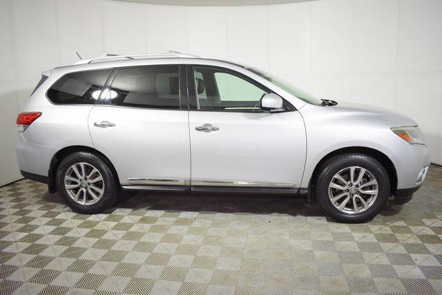 used 2015 Nissan Pathfinder car, priced at $9,319