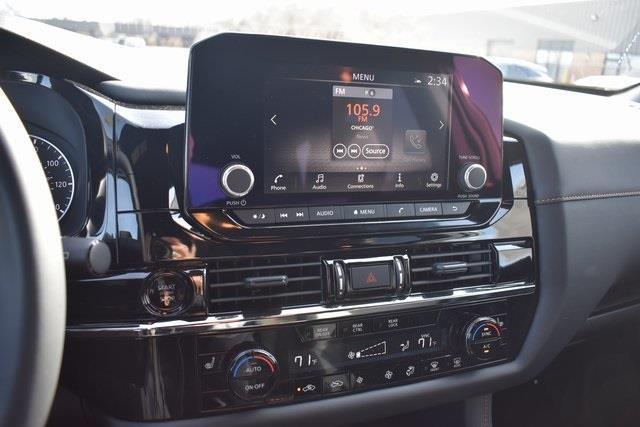 new 2025 Nissan Pathfinder car, priced at $44,082