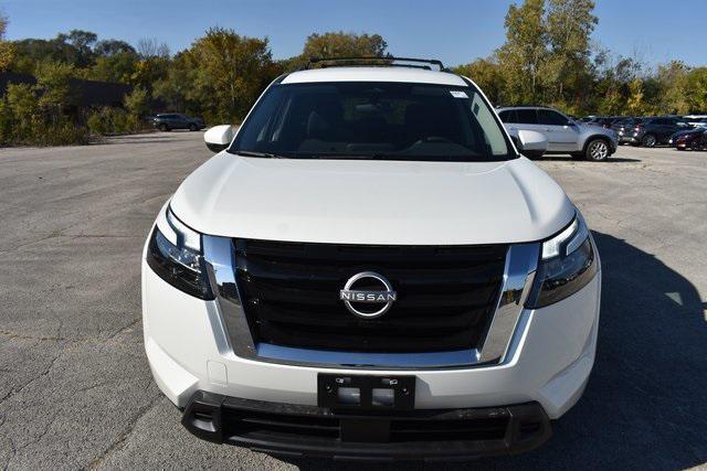 new 2024 Nissan Pathfinder car, priced at $39,220