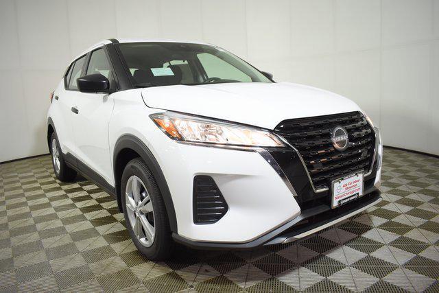 new 2025 Nissan Kicks car, priced at $22,147