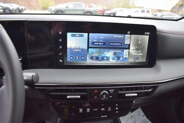 new 2025 Nissan Kicks car, priced at $28,469