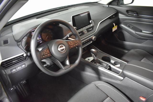 new 2025 Nissan Altima car, priced at $27,336