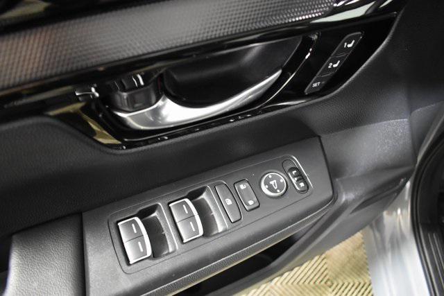 used 2025 Honda CR-V car, priced at $30,695