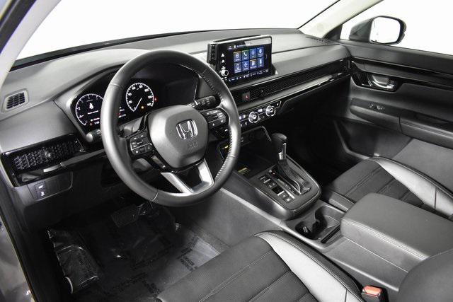 used 2025 Honda CR-V car, priced at $30,695