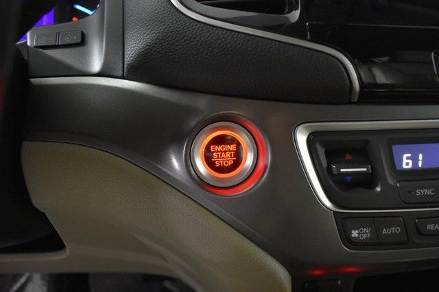 used 2022 Honda Pilot car, priced at $34,133