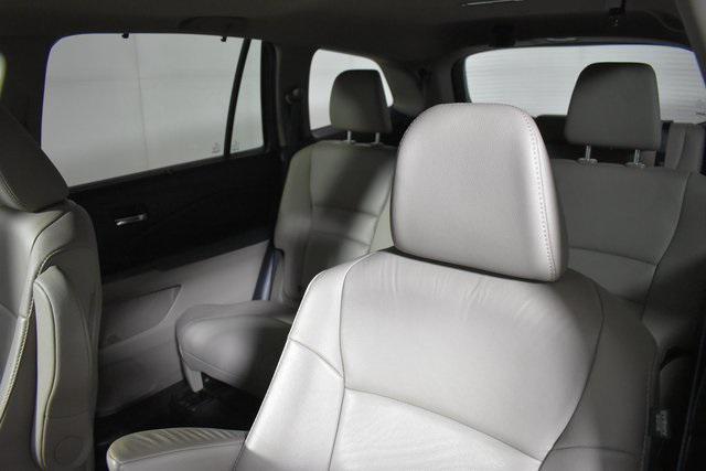 used 2022 Honda Pilot car, priced at $34,133
