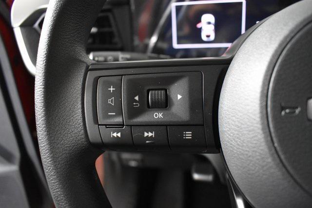 new 2025 Nissan Kicks car, priced at $28,307