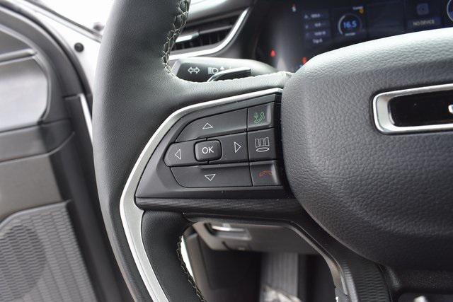 used 2023 Jeep Grand Cherokee car, priced at $31,197