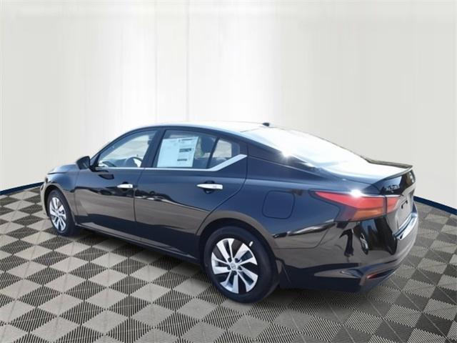 new 2025 Nissan Altima car, priced at $27,336