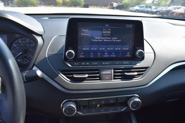 new 2025 Nissan Altima car, priced at $27,336