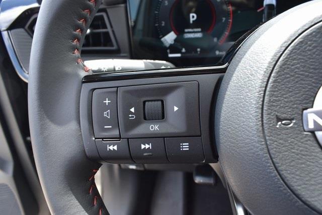 new 2025 Nissan Kicks car, priced at $28,984