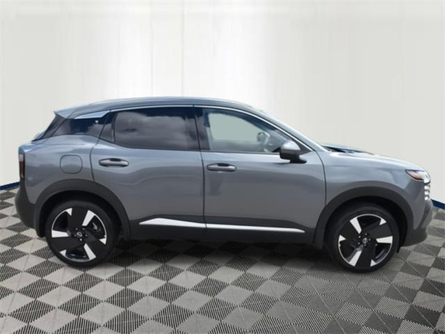 new 2025 Nissan Kicks car, priced at $28,984