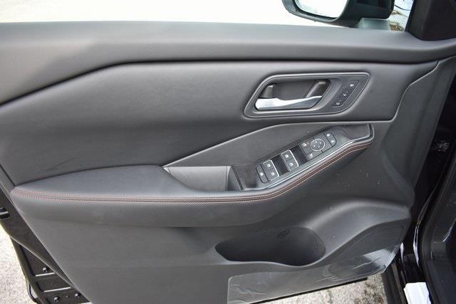 new 2025 Nissan Rogue car, priced at $33,395