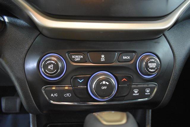 used 2016 Jeep Cherokee car, priced at $11,446
