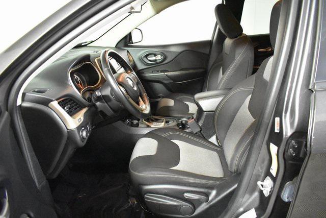 used 2016 Jeep Cherokee car, priced at $11,446