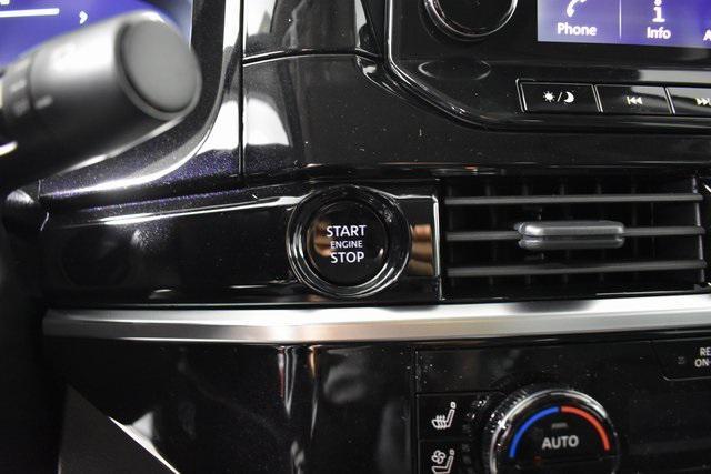 new 2025 Nissan Pathfinder car, priced at $47,423