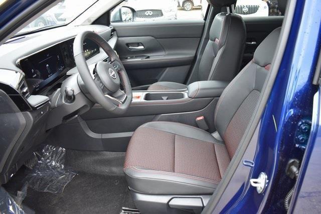 new 2025 Nissan Kicks car, priced at $29,583