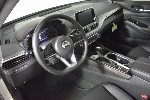 new 2025 Nissan Altima car, priced at $31,060