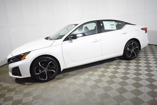 new 2025 Nissan Altima car, priced at $31,060