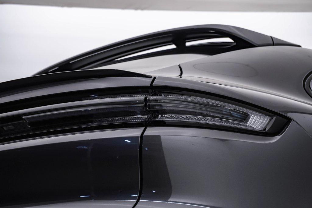 new 2025 Porsche Cayenne car, priced at $127,085