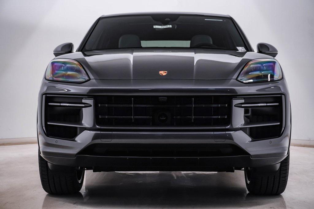 new 2025 Porsche Cayenne car, priced at $127,085