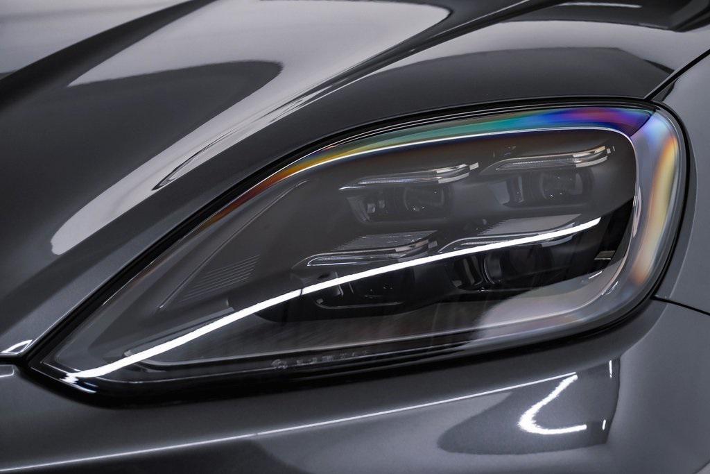 new 2025 Porsche Cayenne car, priced at $104,065