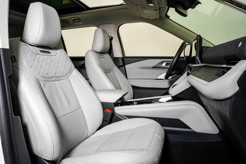used 2025 Ford Explorer car, priced at $51,000