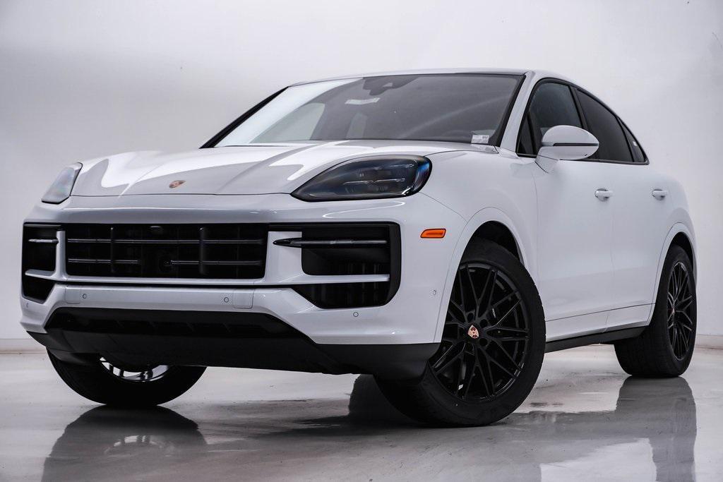 new 2025 Porsche Cayenne car, priced at $122,305