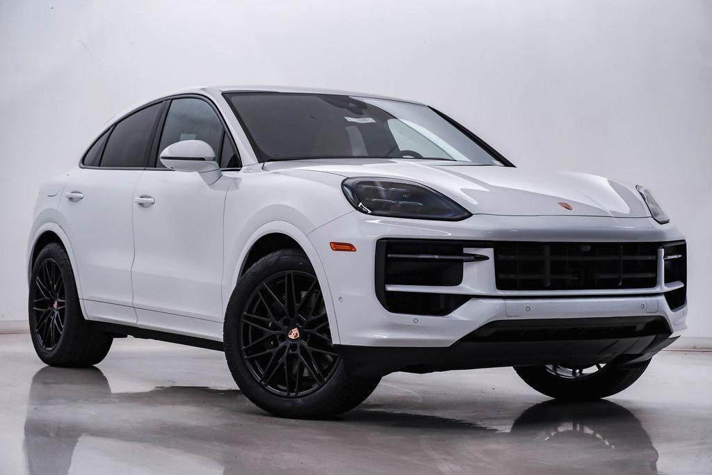 new 2025 Porsche Cayenne car, priced at $122,305