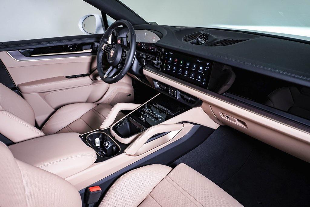new 2025 Porsche Cayenne car, priced at $122,305
