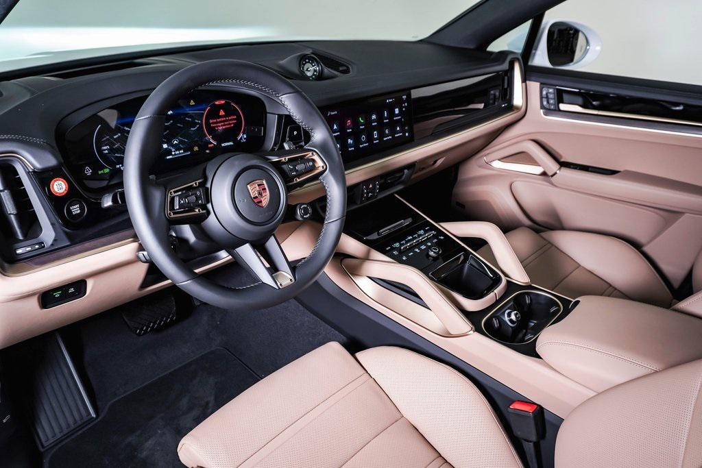 new 2025 Porsche Cayenne car, priced at $122,305