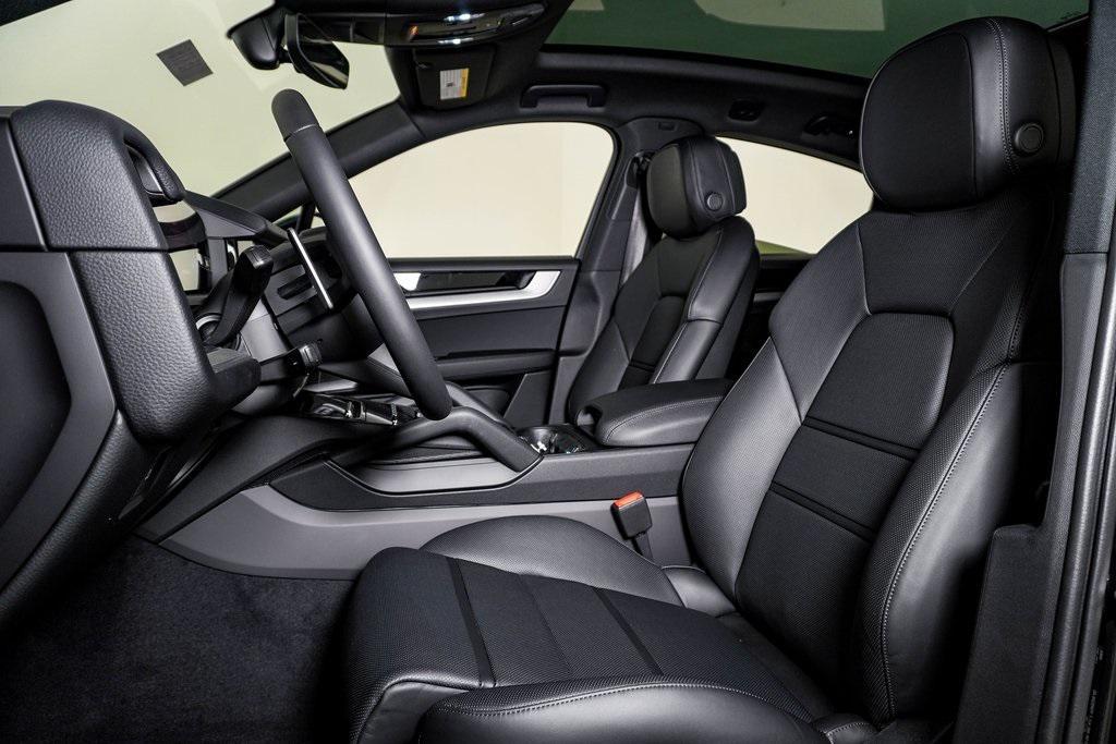 new 2026 Porsche Cayenne car, priced at $113,420