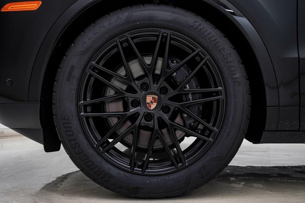 new 2026 Porsche Cayenne car, priced at $113,420