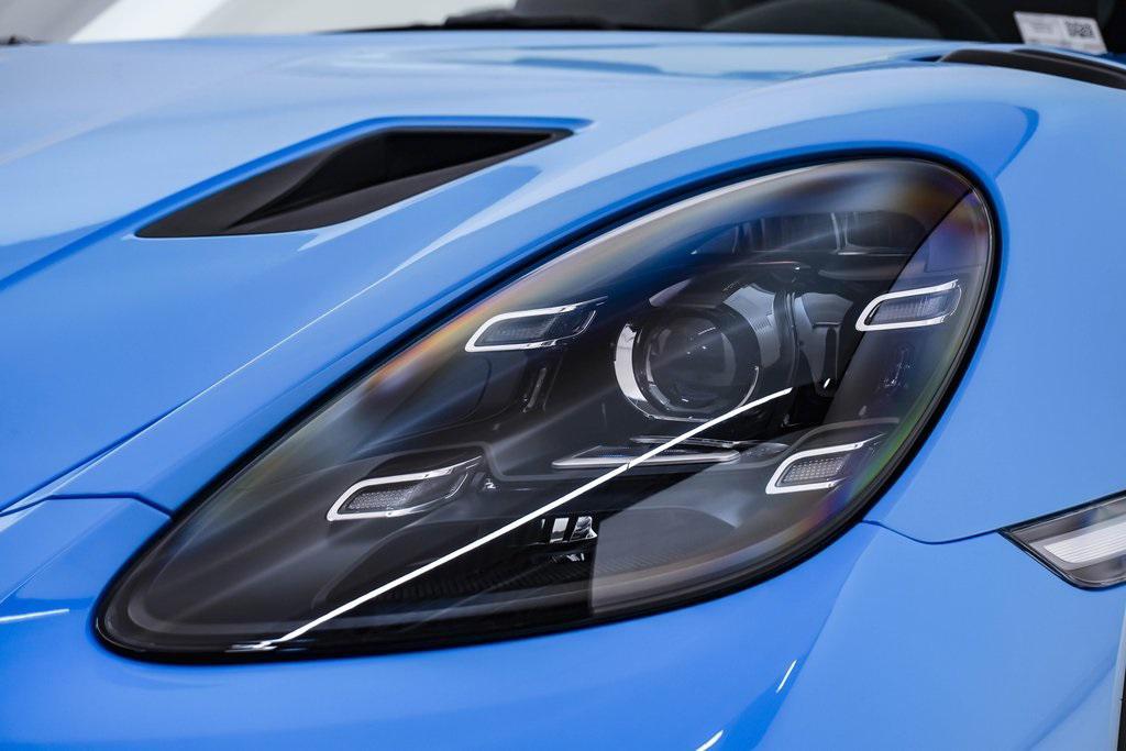used 2025 Porsche 718 Spyder car, priced at $229,000