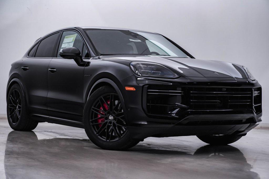 new 2025 Porsche Cayenne car, priced at $187,505