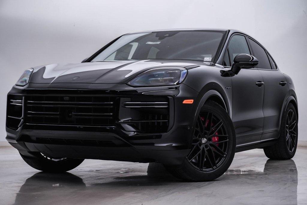 new 2025 Porsche Cayenne car, priced at $187,505