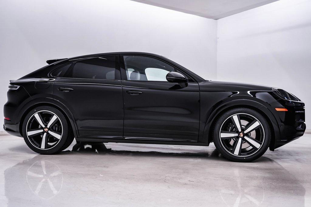 new 2025 Porsche Cayenne car, priced at $157,355