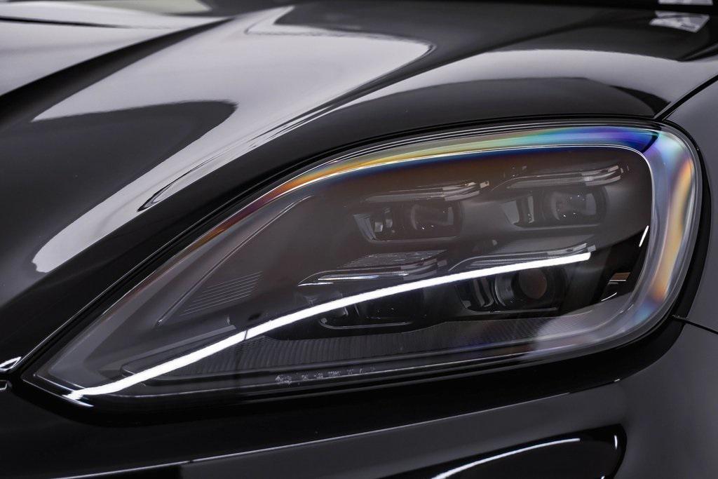 new 2025 Porsche Cayenne car, priced at $157,355