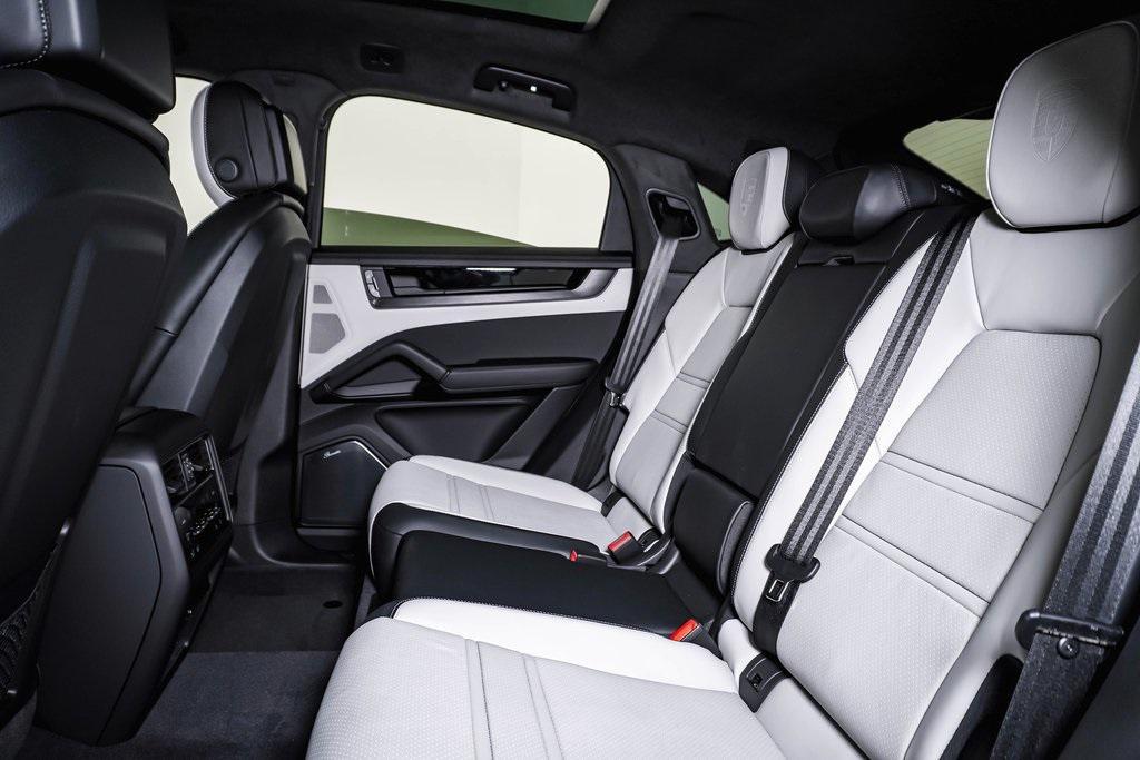 new 2025 Porsche Cayenne car, priced at $157,355