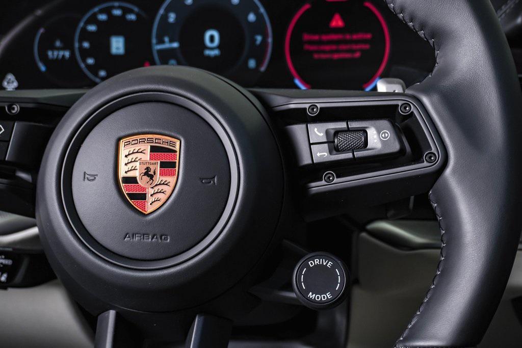 new 2025 Porsche Cayenne car, priced at $106,135