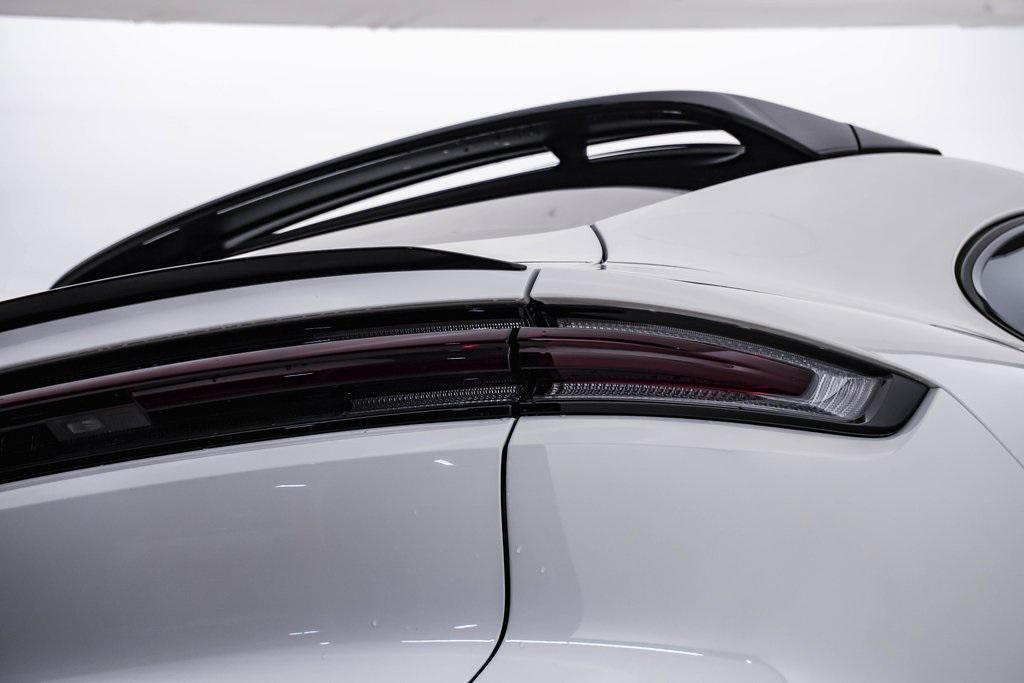 new 2025 Porsche Cayenne car, priced at $113,105