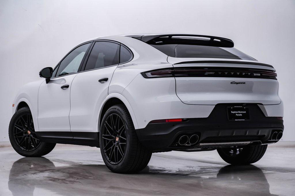 new 2025 Porsche Cayenne car, priced at $113,105