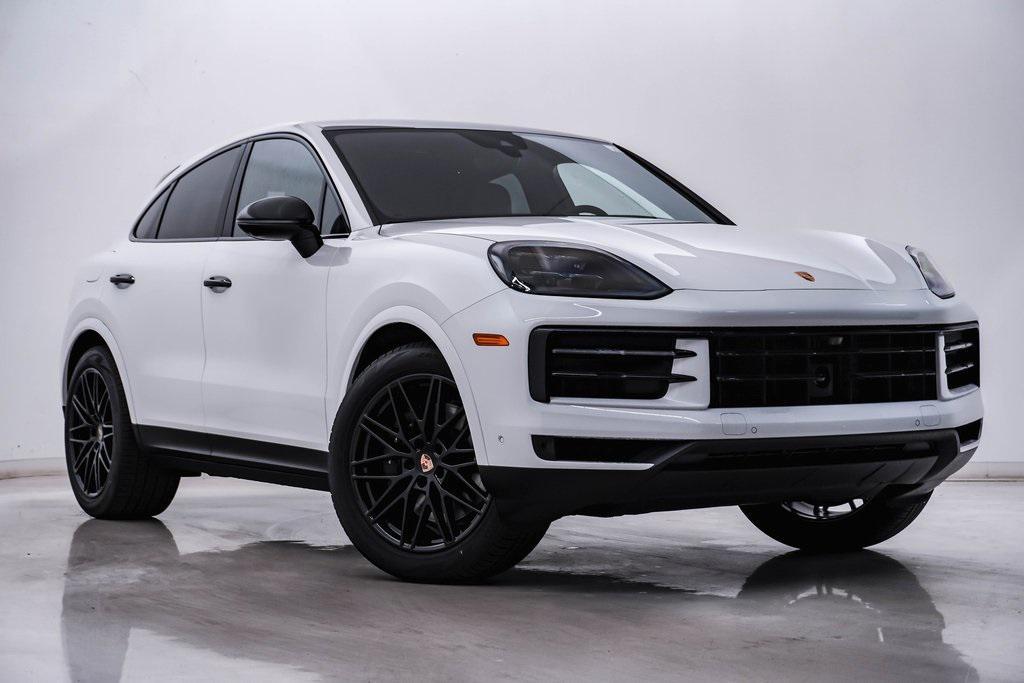 new 2025 Porsche Cayenne car, priced at $113,105